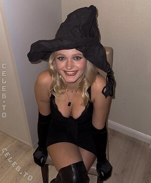 Frida Fischer Nude Leaked Photo #26