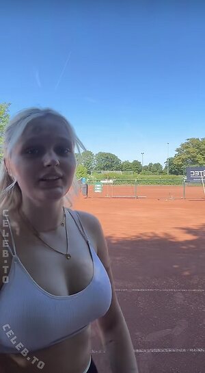Frida Fischer leaked photo #38