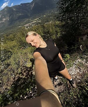 Frida Fischer leaked photo #44