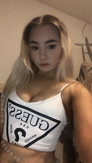frostyworldbaby Nude Leaked Photo #39