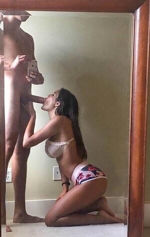 Fuckella leaked photo #9