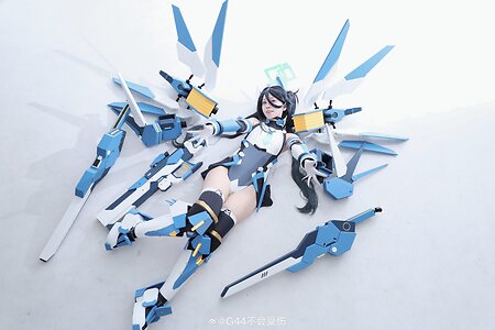 G44