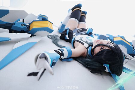G44 leaked photo #80