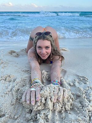 Gabbie Carter Nude Leaked Photo #28