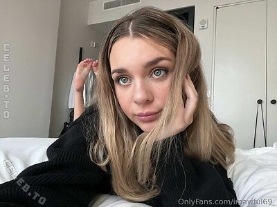 Gabbie Carter photo