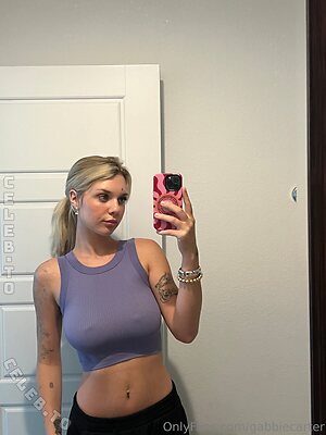 Gabbie Carter photo