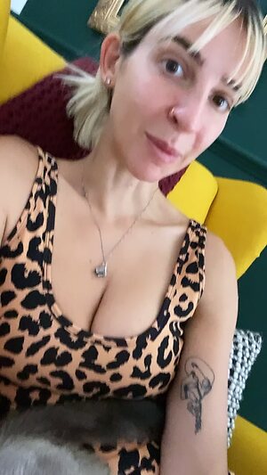Gabbie Hanna leaked photo #32