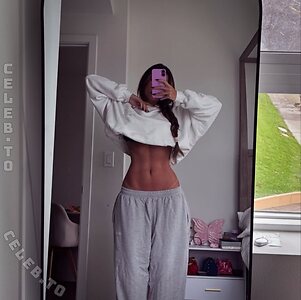 Gabriela Moura Nude Leaked Photo #11