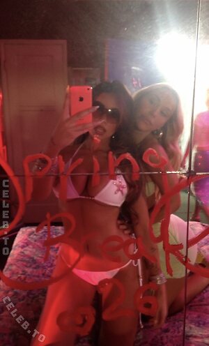 Gabriela Moura Nude Leaked Photo #30