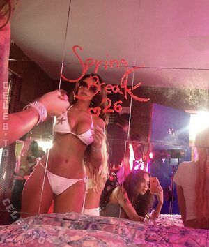 Gabriela Moura Nude Leaked Photo #31