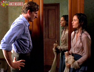 Gabrielle Anwar leaked photo #35