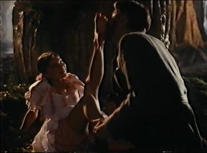 Gabrielle Anwar leaked photo #43