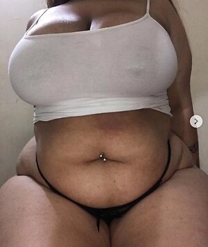 Gabrielle Jones leaked photo #6