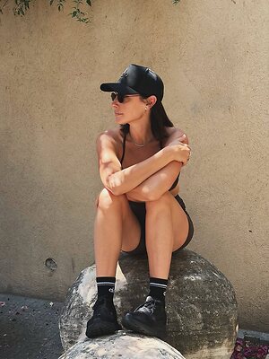 Gal Gadot leaked photo #40