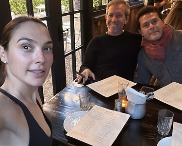 Gal Gadot leaked photos