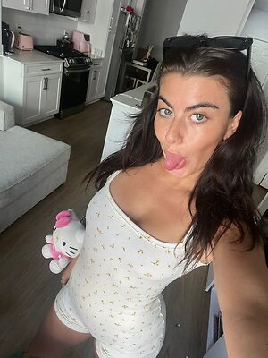 Gal Ritchie leaked photo #630