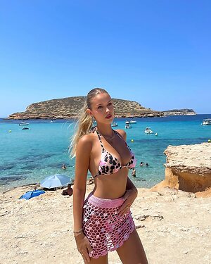 Gaëlle De Deurwaerder leaked photo #11