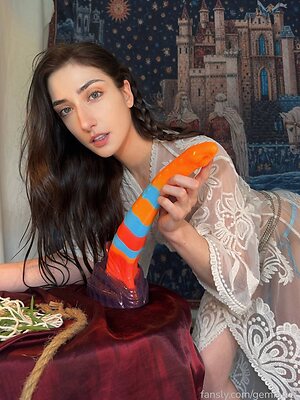 Geminisel leaked photo #4