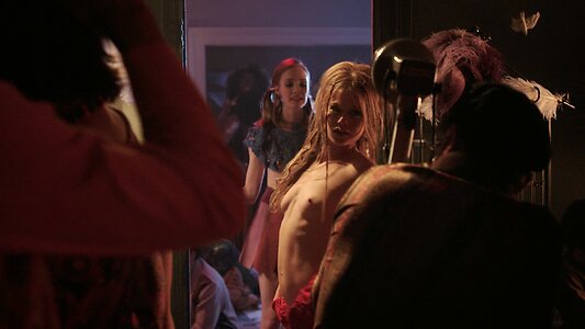 Genevieve Angelson leaked photo #10