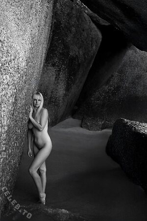 Genevieve Morton Nude Leaked Photo #169