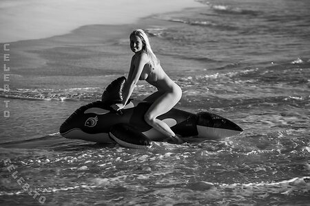 Genevieve Morton leaked photo #205
