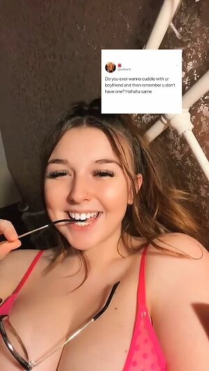 Georgia R Nude Leaked Photo #2