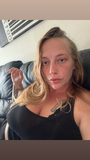 Georgie Snyder leaked photo #26