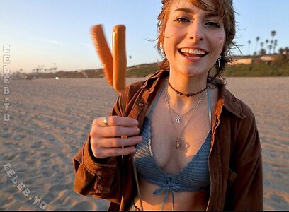 Georgie (Soupytime) Nude Leaked Photo #5