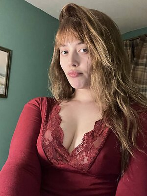 Georgiejuju leaked photo #2