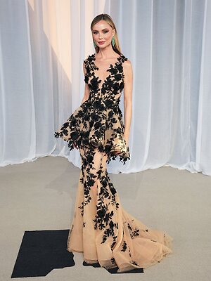 Georgina Chapman Nude Leaked Photo #32