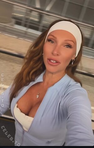Georgina Fleur photo