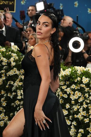 Georgina Rodríguez leaked photo #22