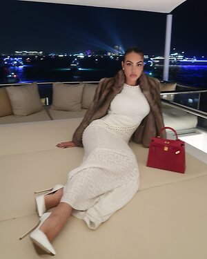 Georgina Rodríguez leaked photo #61
