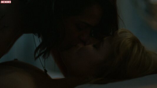 Gia Crovatin leaked photo #6