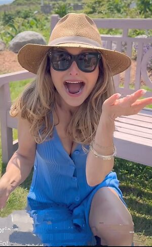 Giada De Laurentiis leaked photo #21