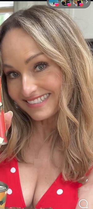 Giada De Laurentiis leaked photo #23