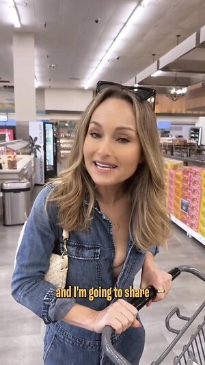 Giada De Laurentiis leaked photo #30