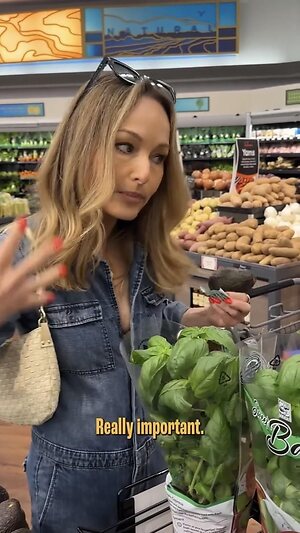 Giada De Laurentiis leaked photo #36