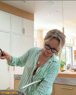Giada De Laurentiis Nude Leaked Photo #72