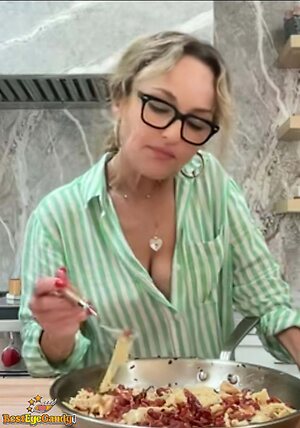 Giada De Laurentiis Nude Leaked Photo #74