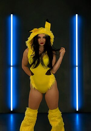 Gigi Dolin leaked photo #93