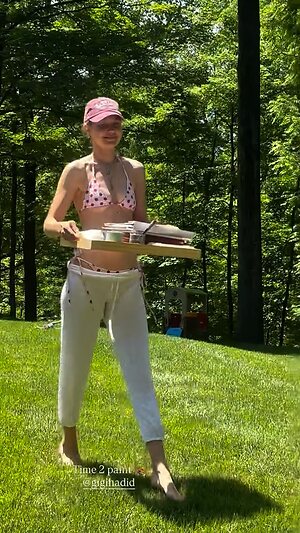 Gigi Hadid Hot leaked photo #12