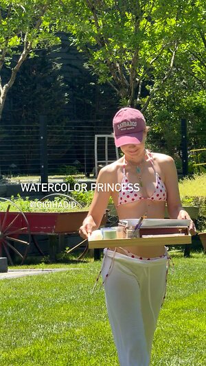 Gigi Hadid Hot leaked photo #14