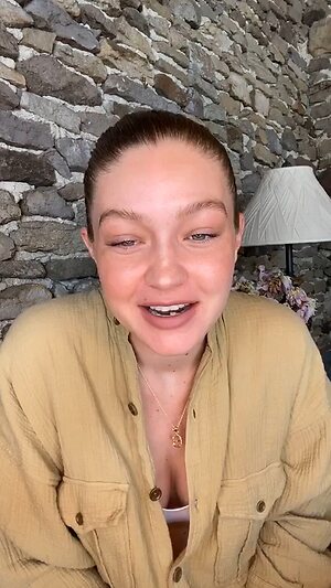 Gigi Hadid Hot leaked photo #30