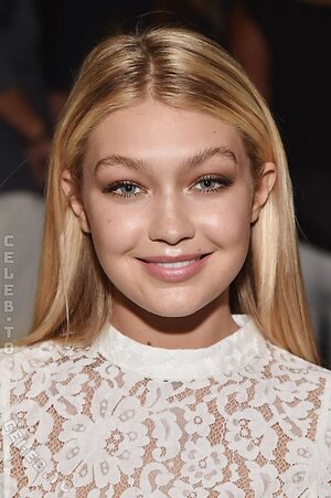 Gigi Hadid photo
