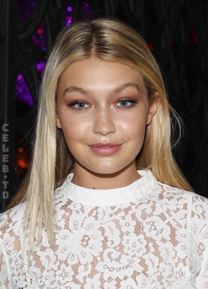 Gigi Hadid photo