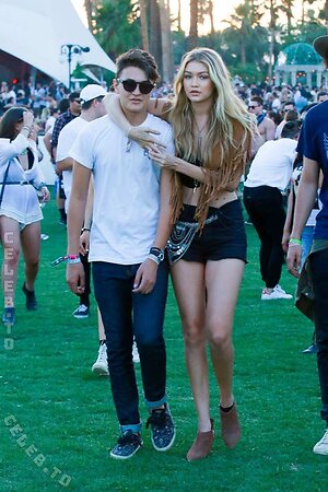 Gigi Hadid photo