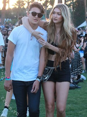 Gigi Hadid photo