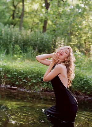 Gigi Hadid leaked photo #214