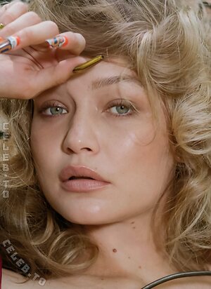 Gigi Hadid leaked photo #218